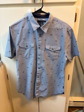 John Varvatos Light Blue Short-Sleeve Button-Down Shirt with Micro Print